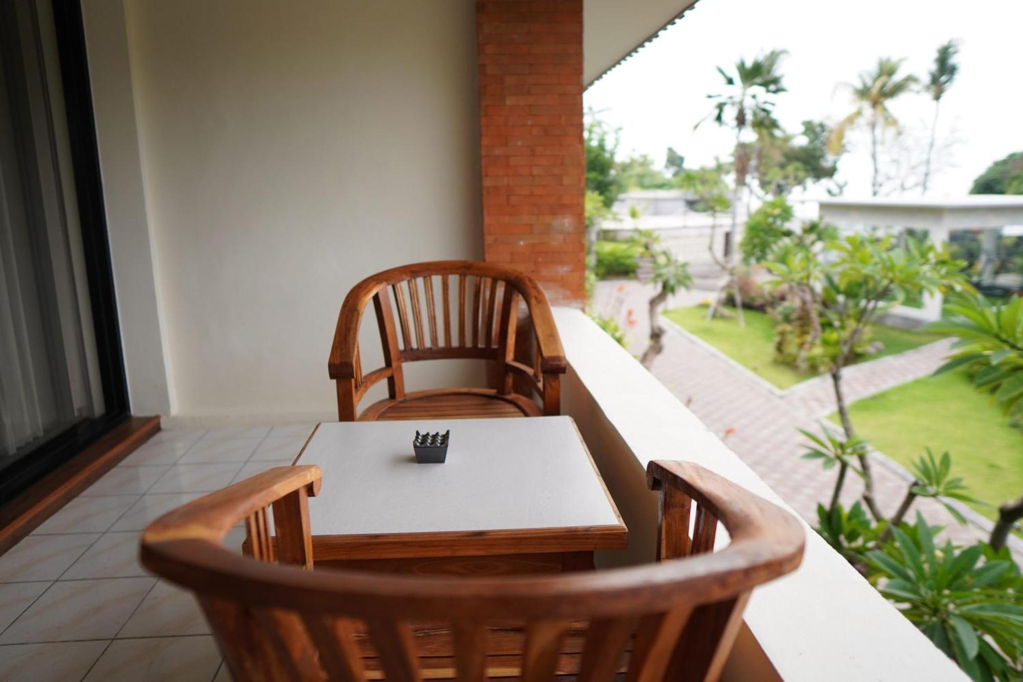 Lovina Haven Boutique Resort Exterior photo