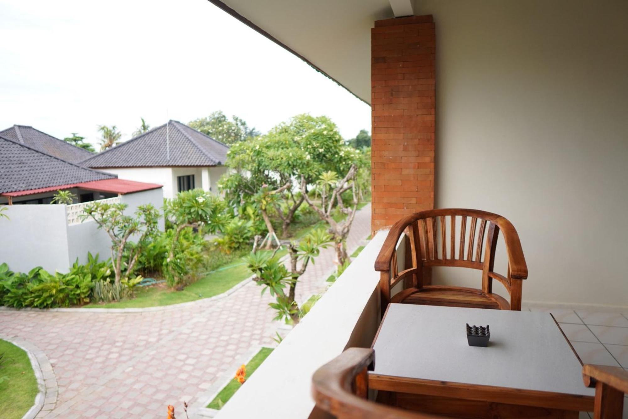 Lovina Haven Boutique Resort Exterior photo